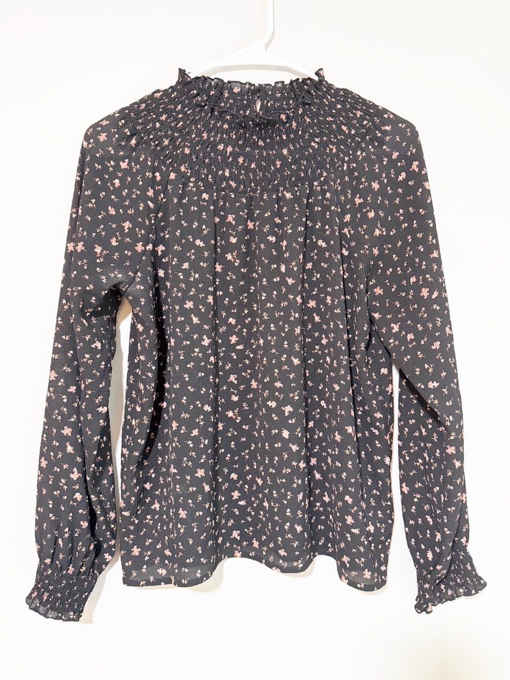 Madewell smocked mockneck floral long sleeve black pink size small